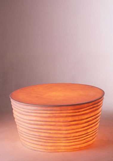 piment-rouge-custom-lighting-manufacturer-resin-lamp-s-yellow-lamp