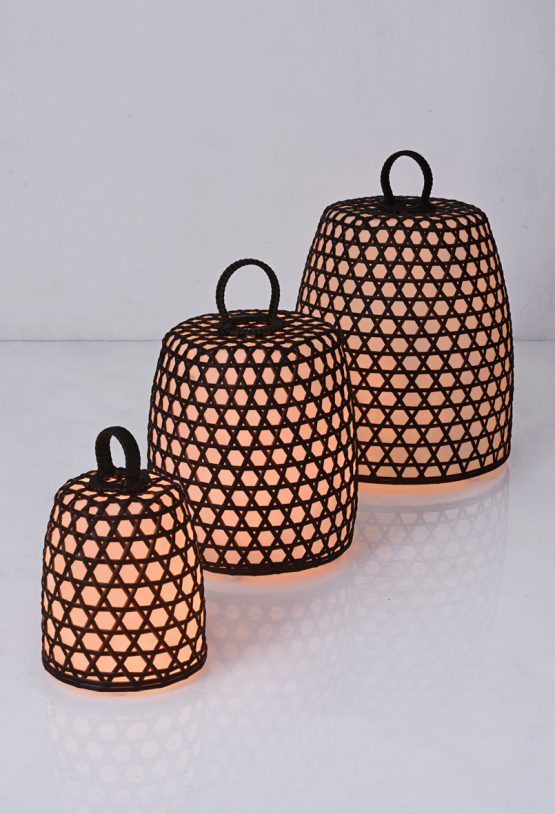 piment-rouge-lighting-manufacturer-chicken-2-floor-lamp-image piment-rouge-lighting-manufacturer-chicken-2-floor-lamp-image