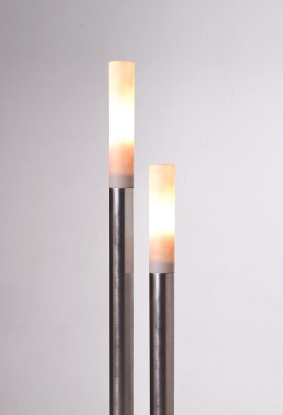 piment-rouge-custom-lighting-manufacturer-stick-light2-lamp