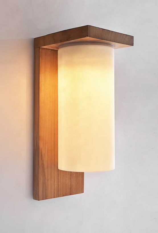 piment-rouge-custom-lighting-manufacturer-prado-solar-wall-lamp-2