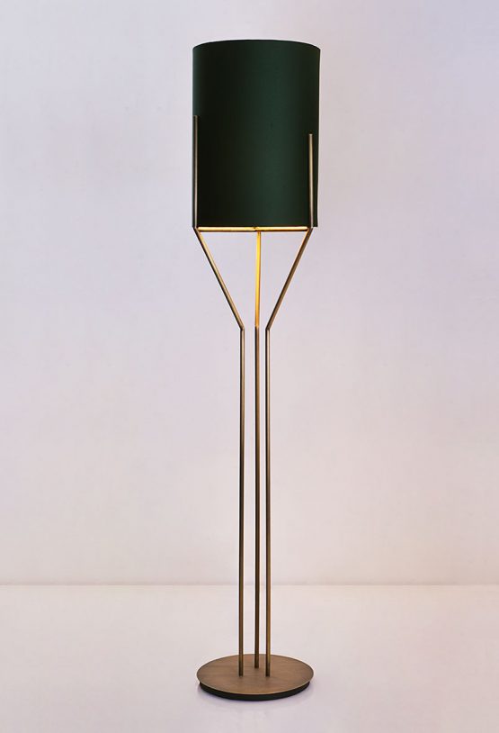 piment-rouge-custom-lighting-manufacturer-flor-brass-trio2-lamp
