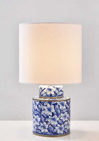 piment-rouge-lighting-manufacturer-flowe-blue-1-table-lamp-image