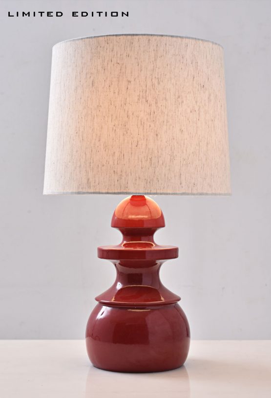 piment-rouge-lighting-manufacturer-limited-edition-pawn-red-on-stock