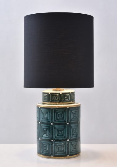 piment-rouge-lighting-manufacturer-batik-night-1-table-lamp-image