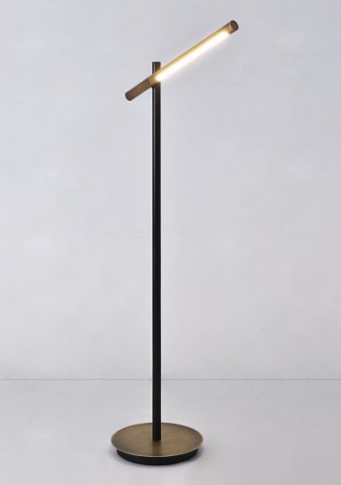 piment-rouge-custom-lighting-manufacturer-huro-brass-lamp