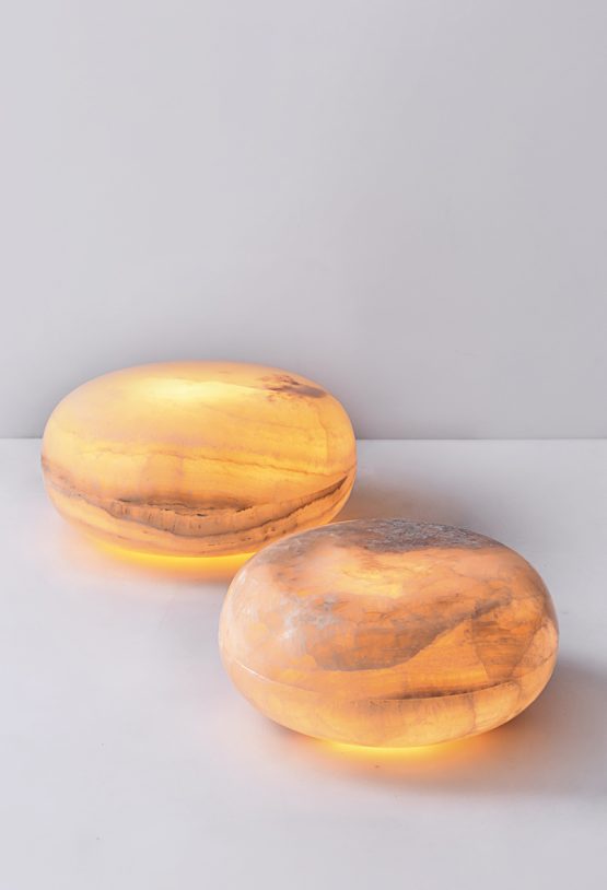 piment-rouge-lighting-manufacturer-pebbles-1-table-lamp-image piment-rouge-lighting-manufacturer-pebbles-1-table-lamp-image